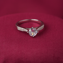 Ladies Ring