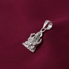Silver ganpati pendant