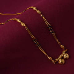 Short wati mangalsutra