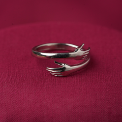 Hug Ring