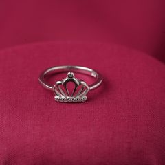 Silver ladies ring