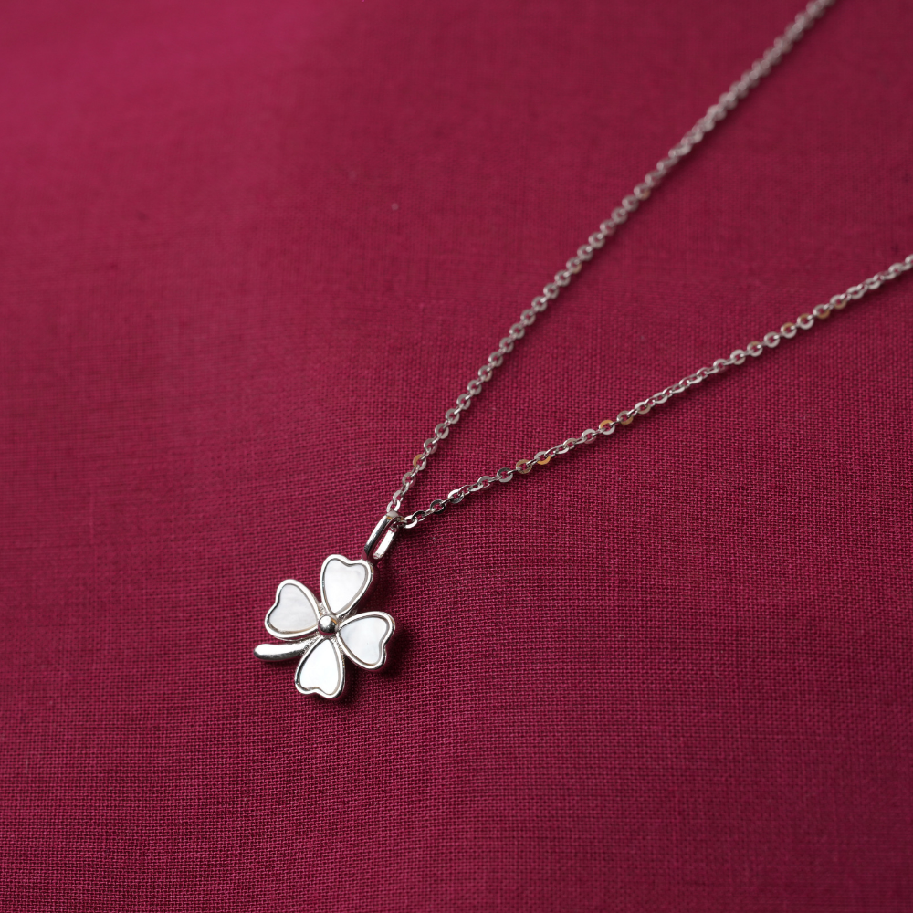 Fancy Chain + Pendent