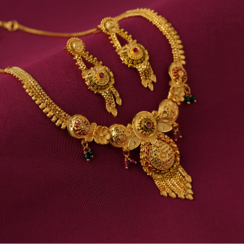 Premium necklace set