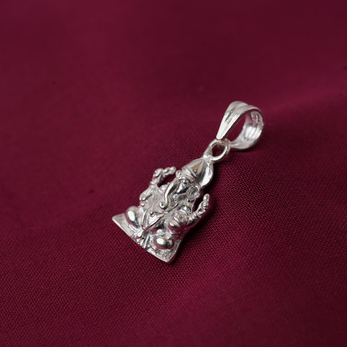 Silver ganpati pendant
