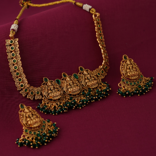 Premium Choker Set