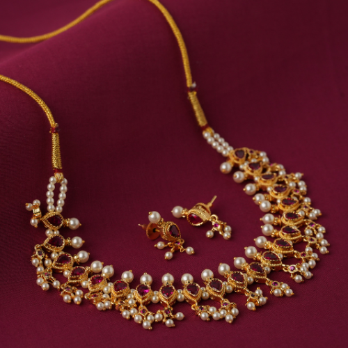 Premium moti chinchpeti