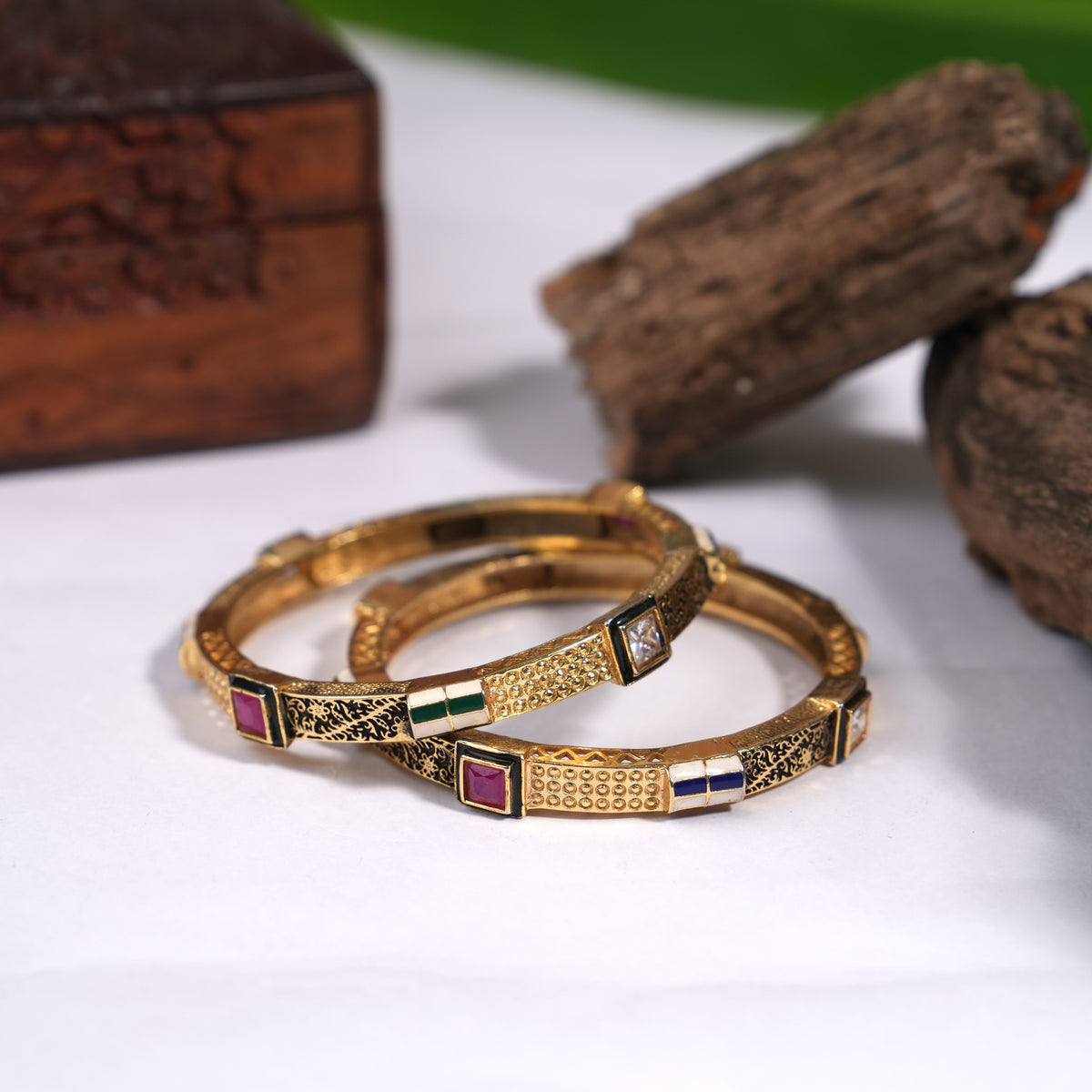 2 pieces kundan bangles