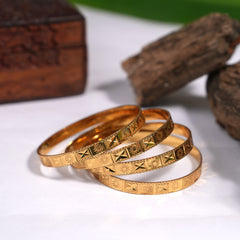 Maharashtrian patli bangles